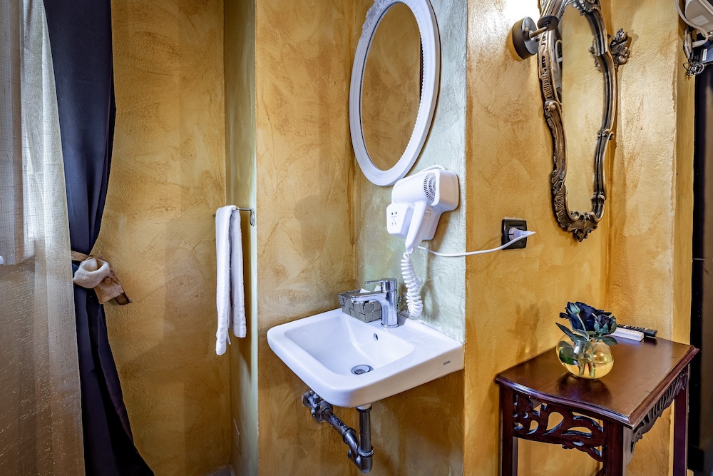 Standard Single Room, 1 Bedroom photo 2