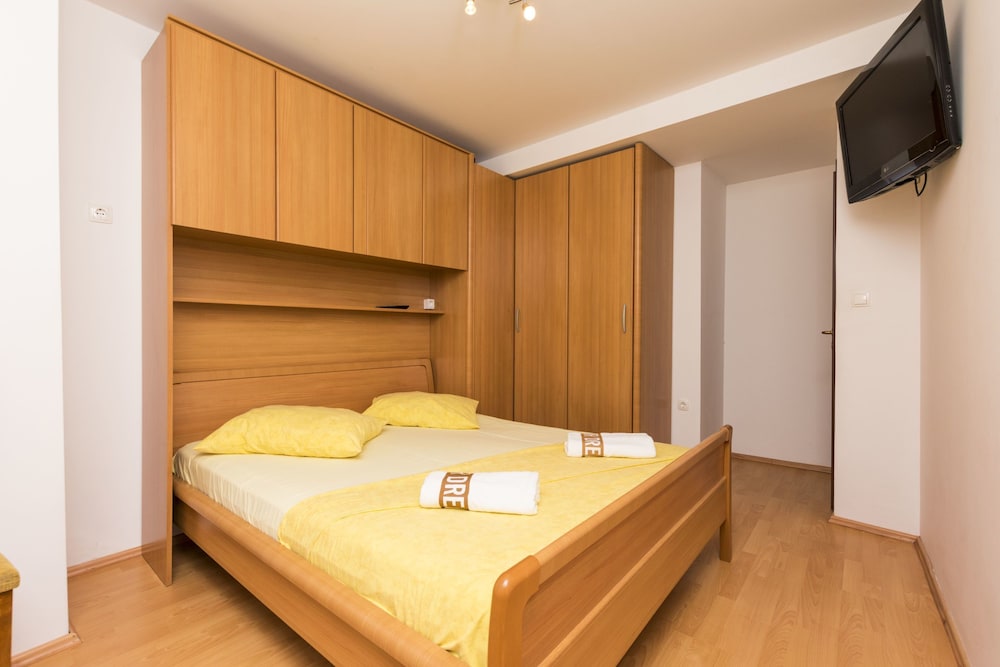 Apartment (A5) photo 1