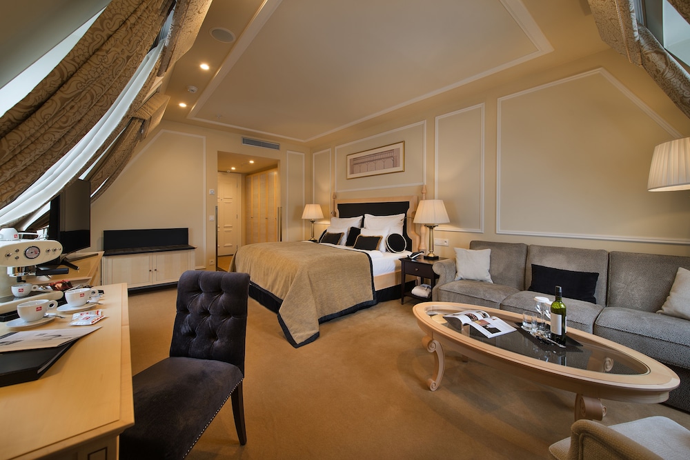 Wilson Junior Suite photo 3