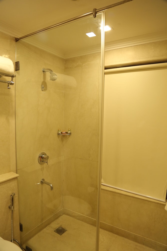 Deluxe Room - Photo 3