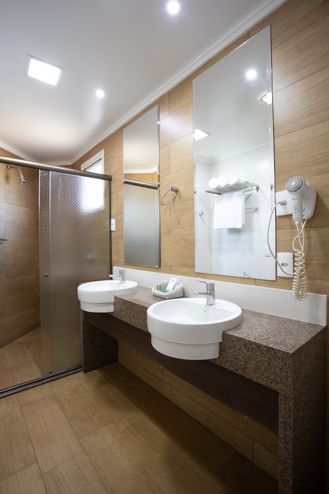 Room (Suite Master - Vista Piscina) - Photo 8