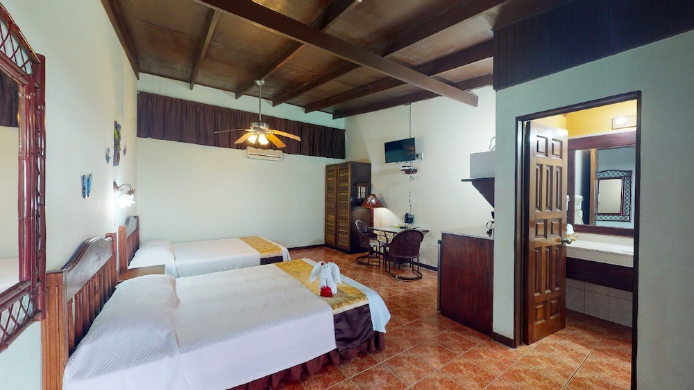 Standard Room, Kitchenette