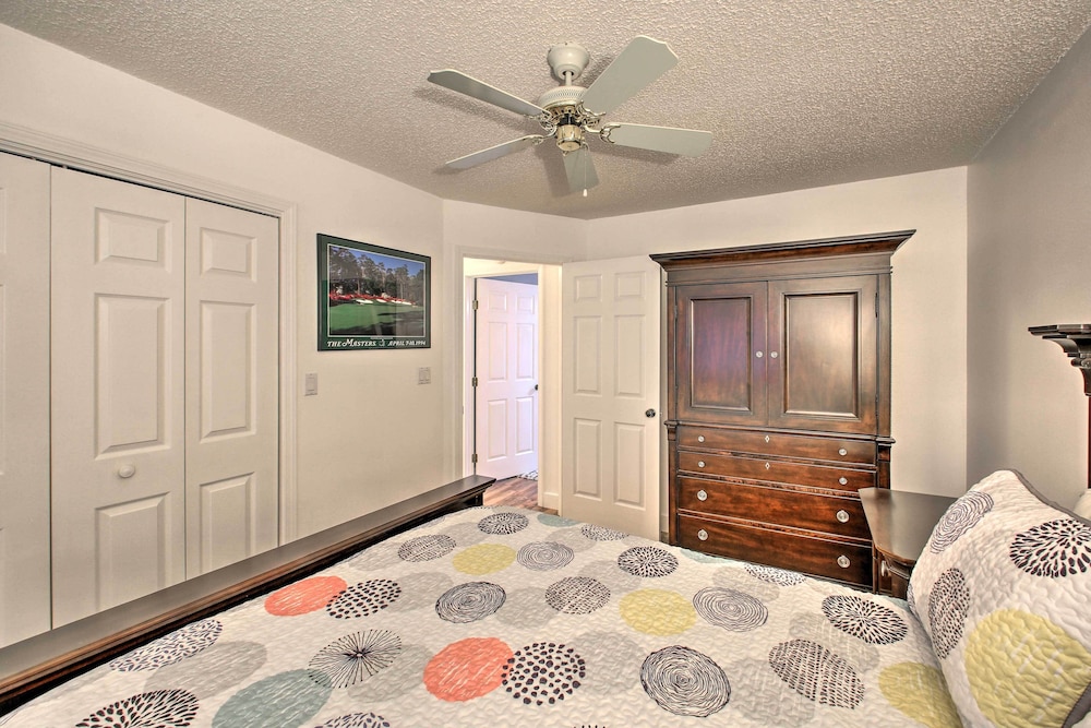 House (4 Bedrooms) photo 2