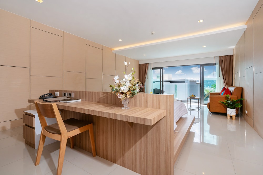 Premier Suite photo 2