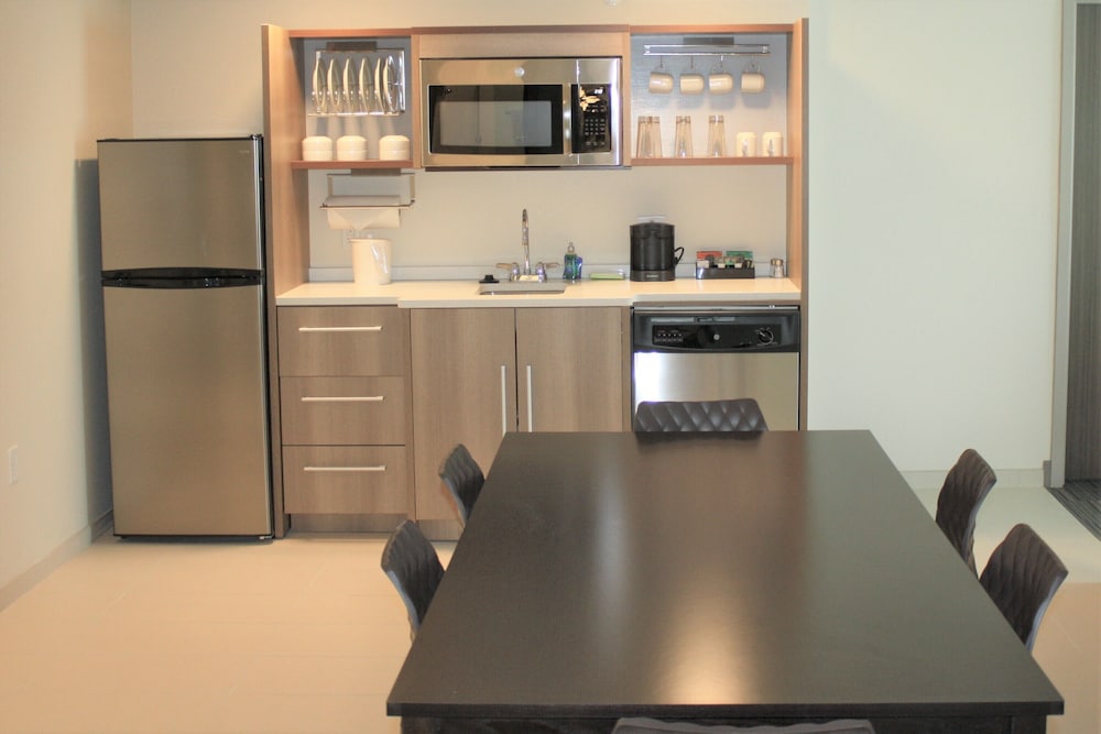 Suite, Multiple Beds, Accessible (Hearing) - Photo 4