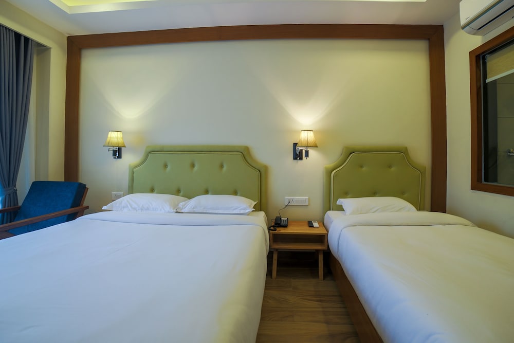Deluxe Twin Room - Photo 5