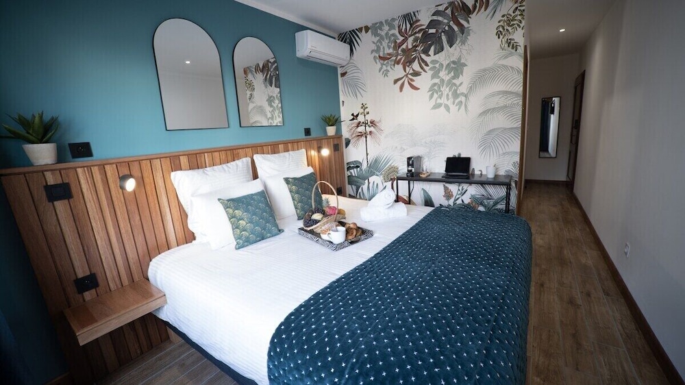 Elite Double Room, Private Bathroom (Alloe) photo 2