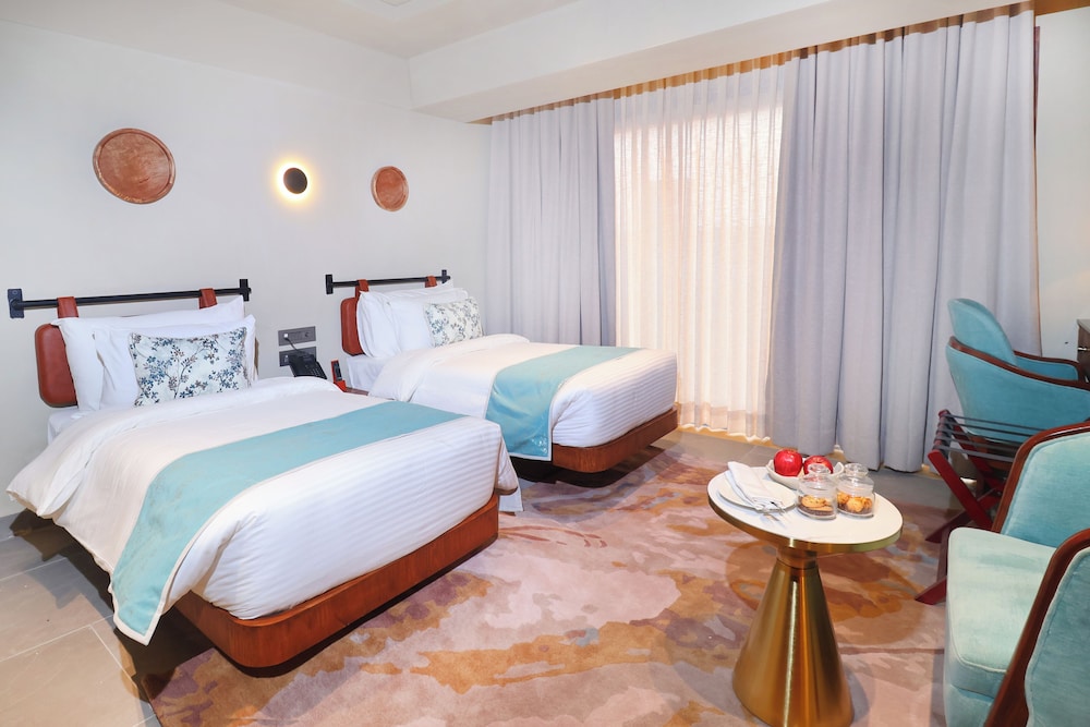 Superior Twin Room, 2 Twin Beds, City View