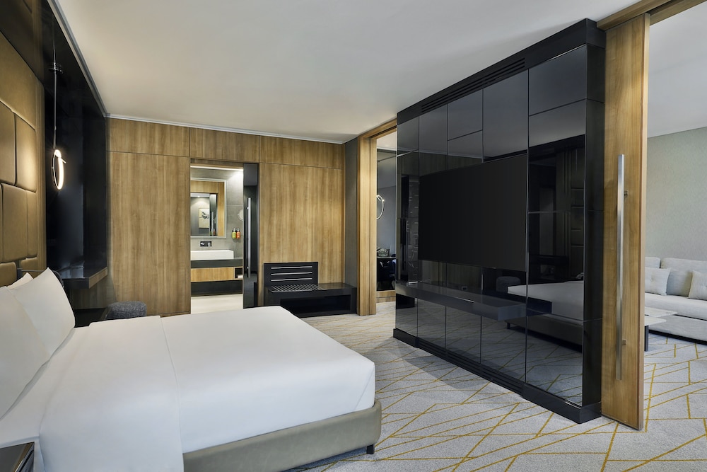 Suite, 1 Bedroom (Dining) photo 1