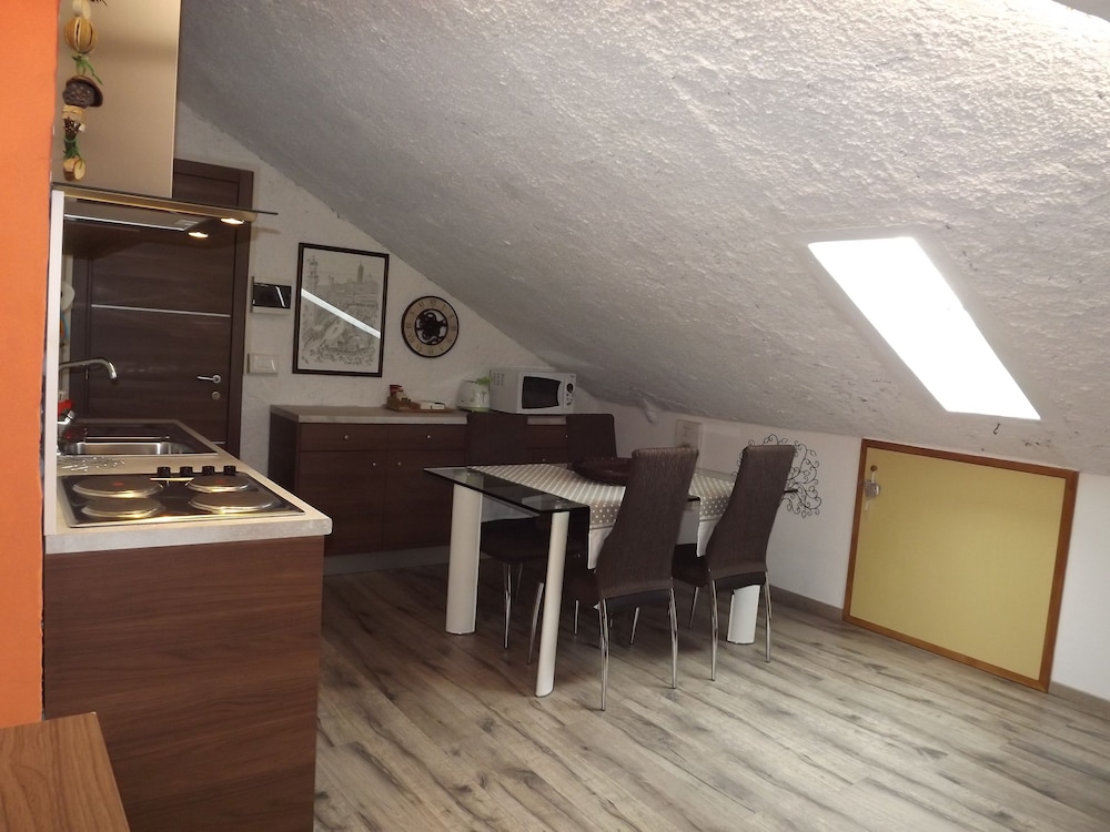Family Studio, Kitchenette, Tower photo 3