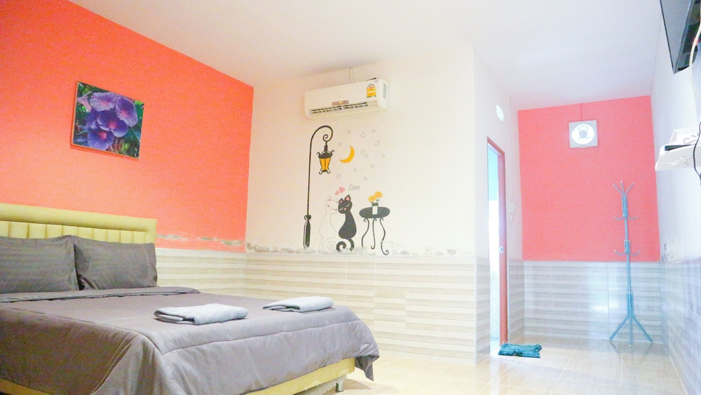 Deluxe Double Room - Photo 9
