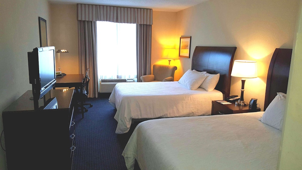 Room, 2 Queen Beds, Tower photo 1