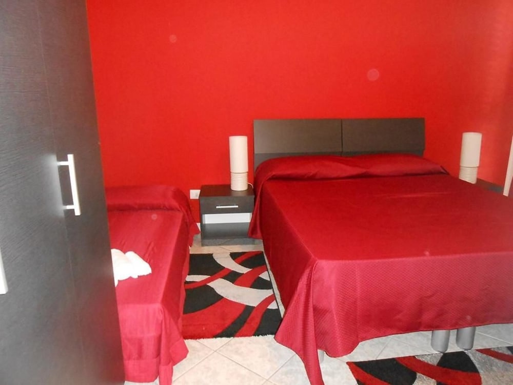 Standard Double Room photo 2
