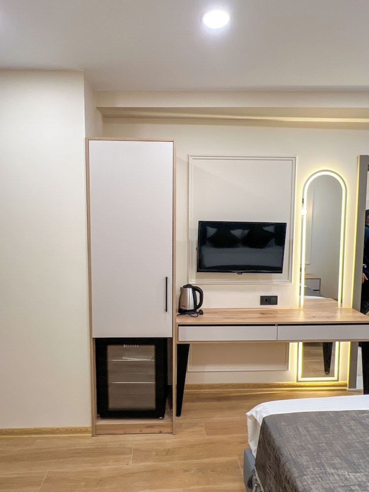 Comfort Triple Room photo 3