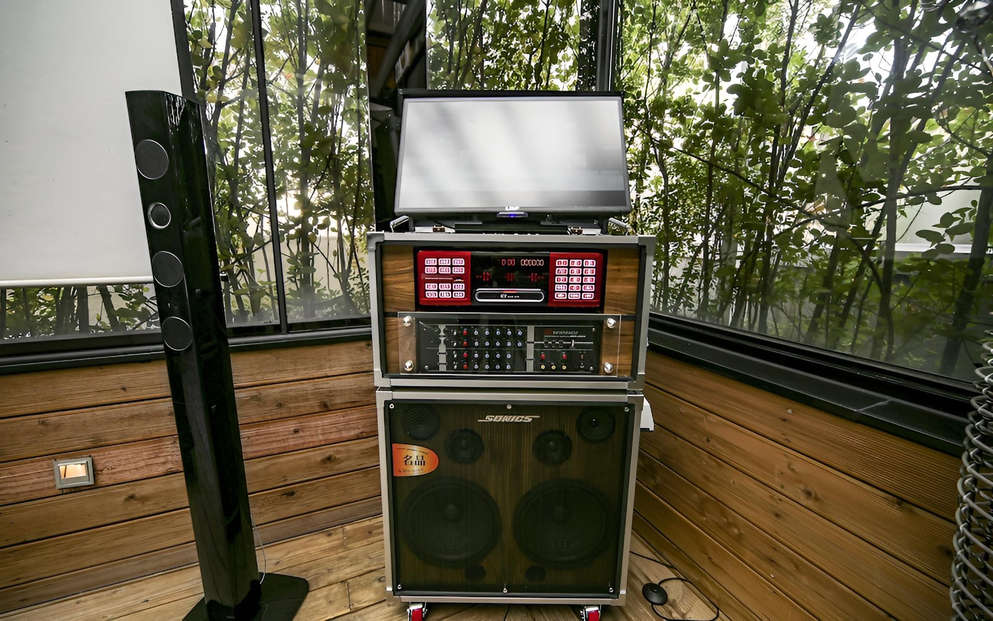 Room (Royal Suite (open-air bath karaoke sy) photo 2