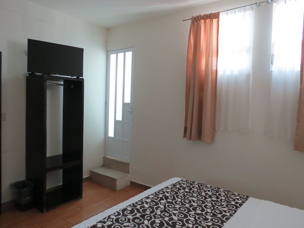 Standard Single Room photo 2