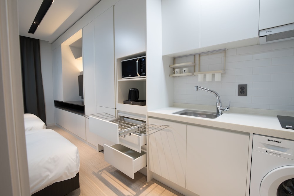 Deluxe Twin Room, Lake View - Photo 5