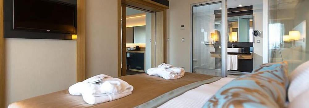 Suite, Sea View photo 1