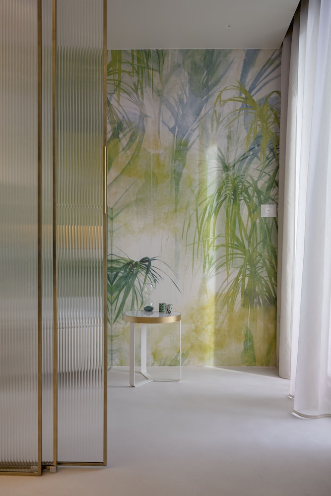 Suite - Photo 6