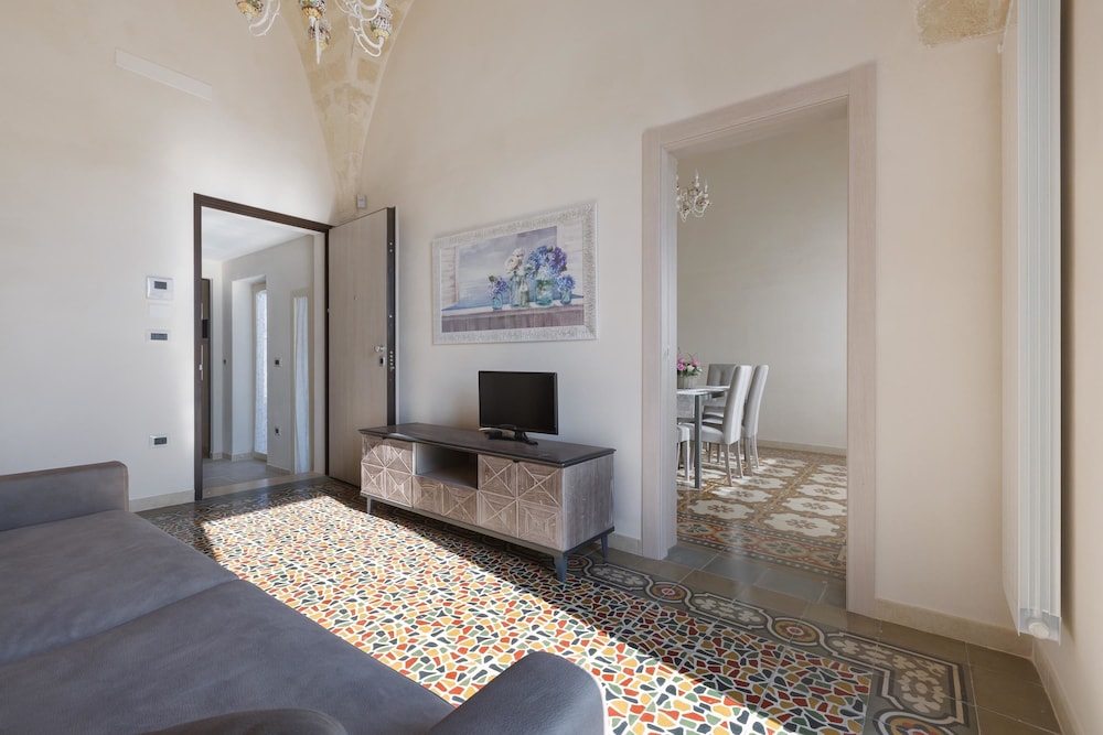 Family Apartment, 2 Bedrooms (1249-Trilo Domenica) photo 1
