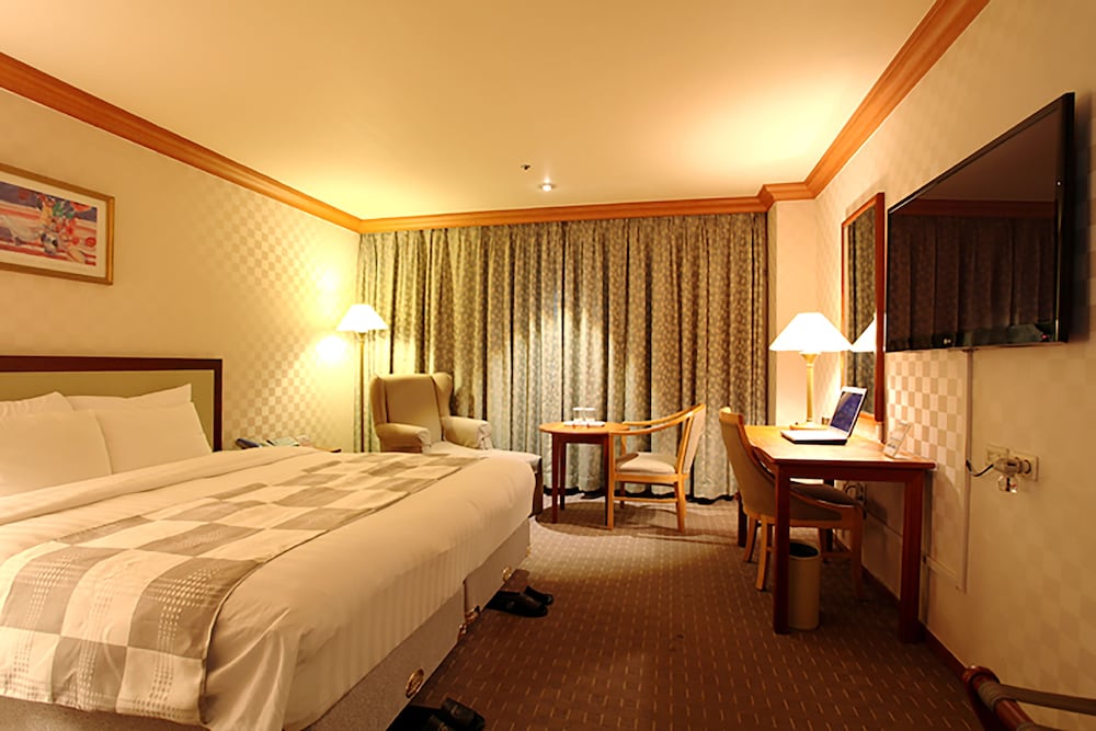 Business Double Room (Free Sauna&Fitness Available) - Photo 1