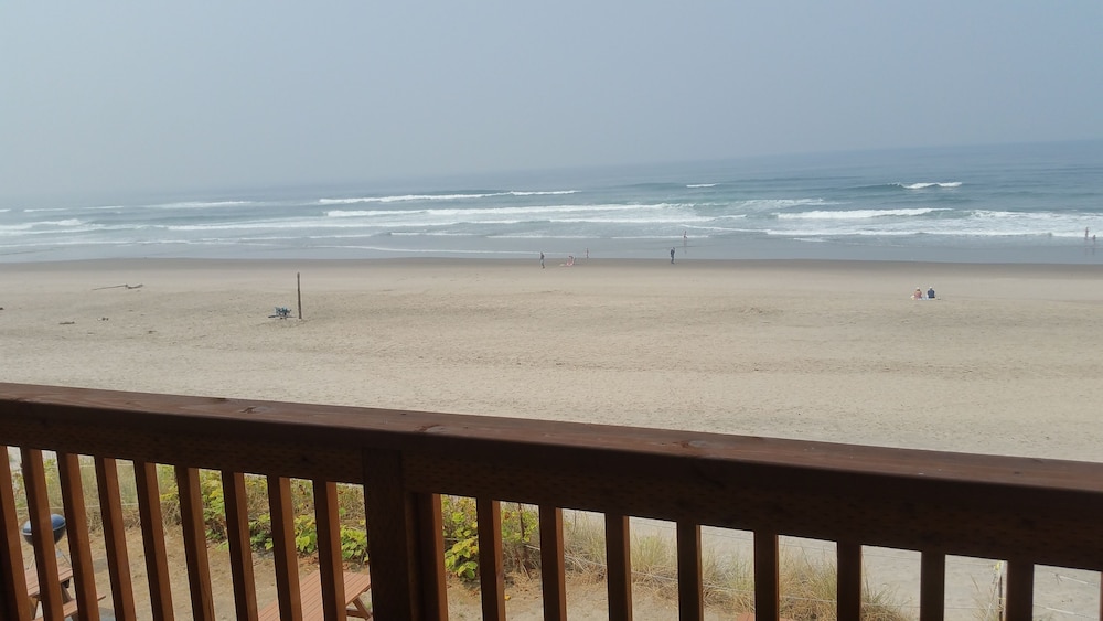 Standard Studio, Ocean View, Oceanfront (Not Pet Friendly) photo 3