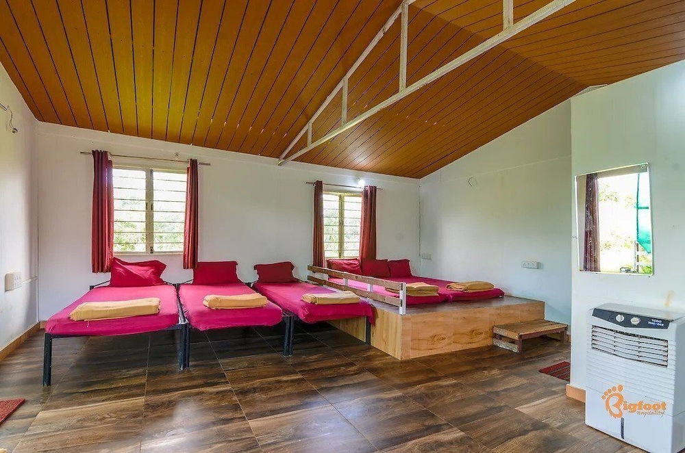 5 Beded Bungalow