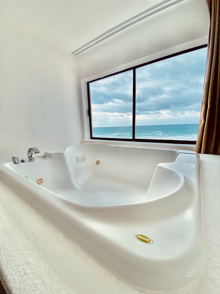 Superior Suite, Sea View photo 2