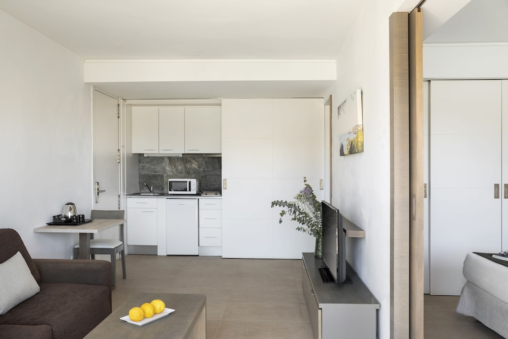Standard Apartment, 1 Bedroom, Balcony