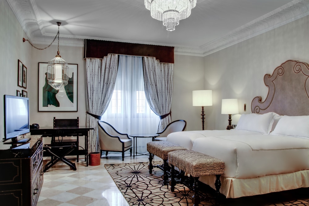 Grand Room, 2 Twin Beds