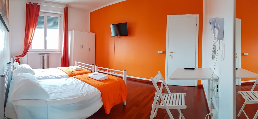 City Double Room, 1 Bedroom, Shared Bathroom, City View