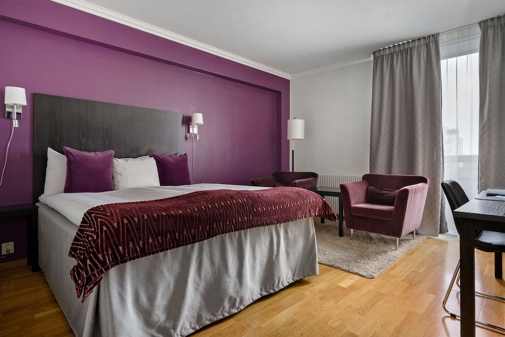 Deluxe Room, 1 Twin Bed, Non Smoking - Photo 3