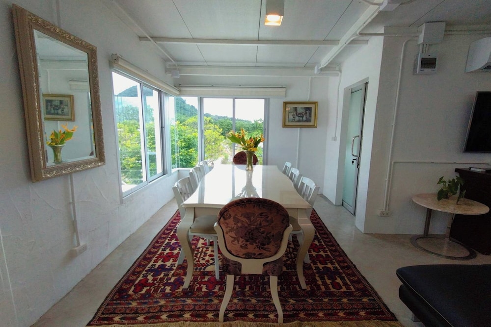 Penthouse - Photo 10