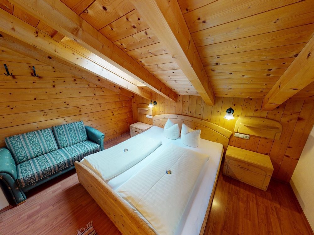 Chalet photo 2