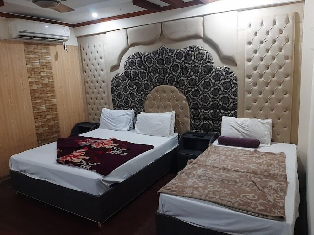 Deluxe Double Room photo 3