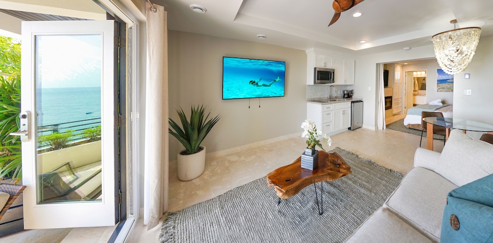 Deluxe King Suite