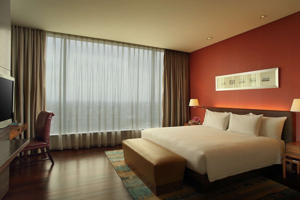 Deluxe King Room With Panoramic View
