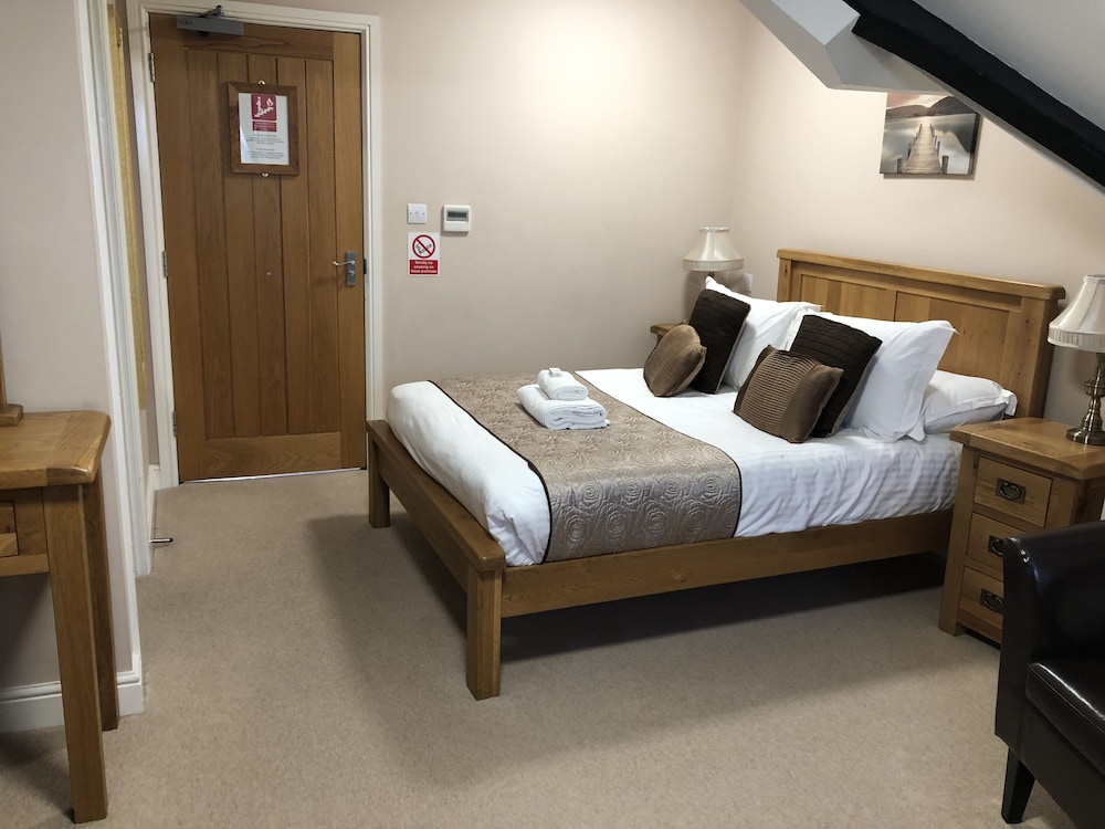 Superior Double Room, Ensuite, River View - Photo 1