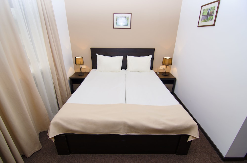 Standard Double Room photo 2