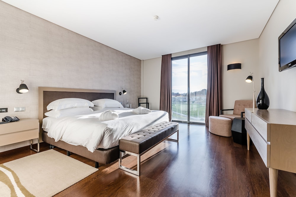 Suite - Photo 4