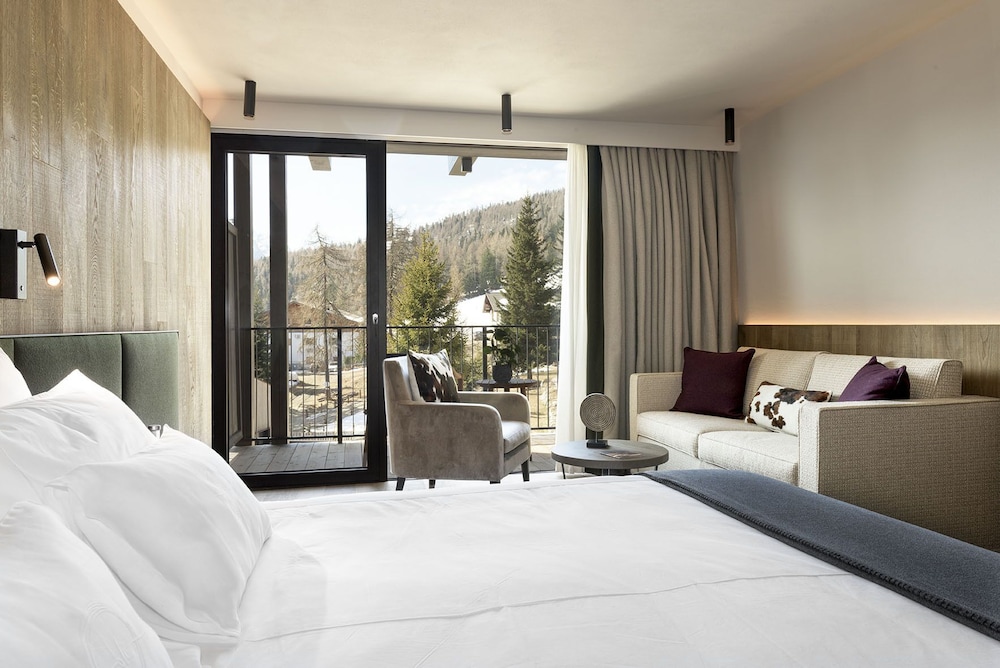 Superior Double or Twin Room, Balcony photo 2