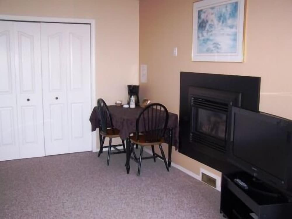 Oceanfront Studio photo 2