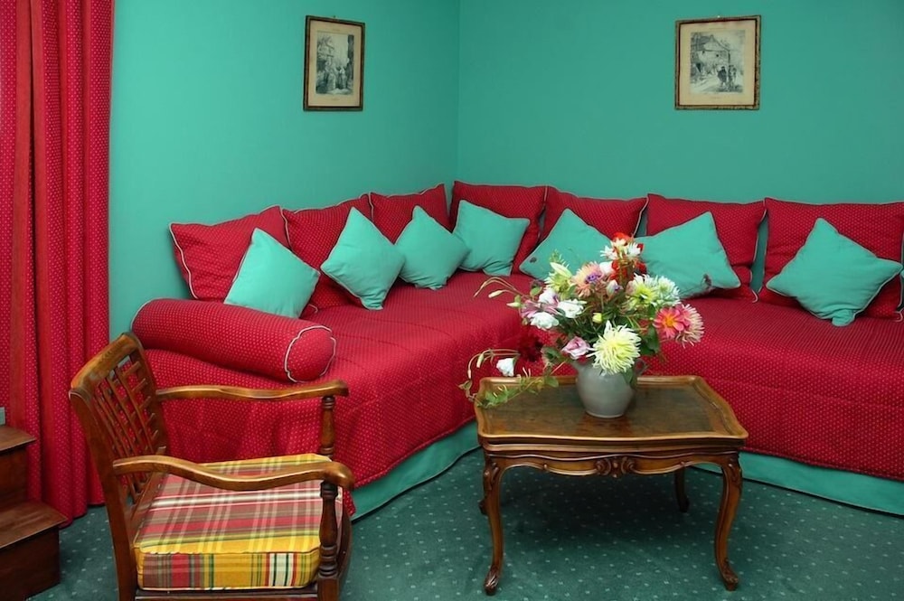 Family Apartment photo 2