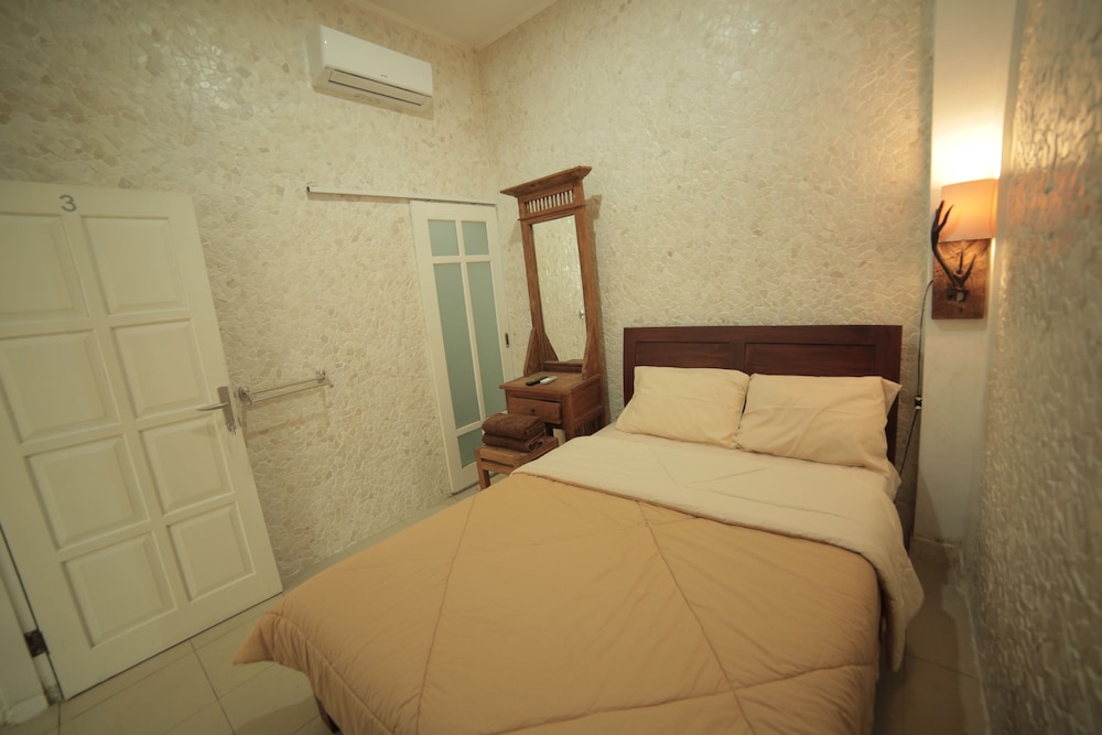 Standard Room photo 1