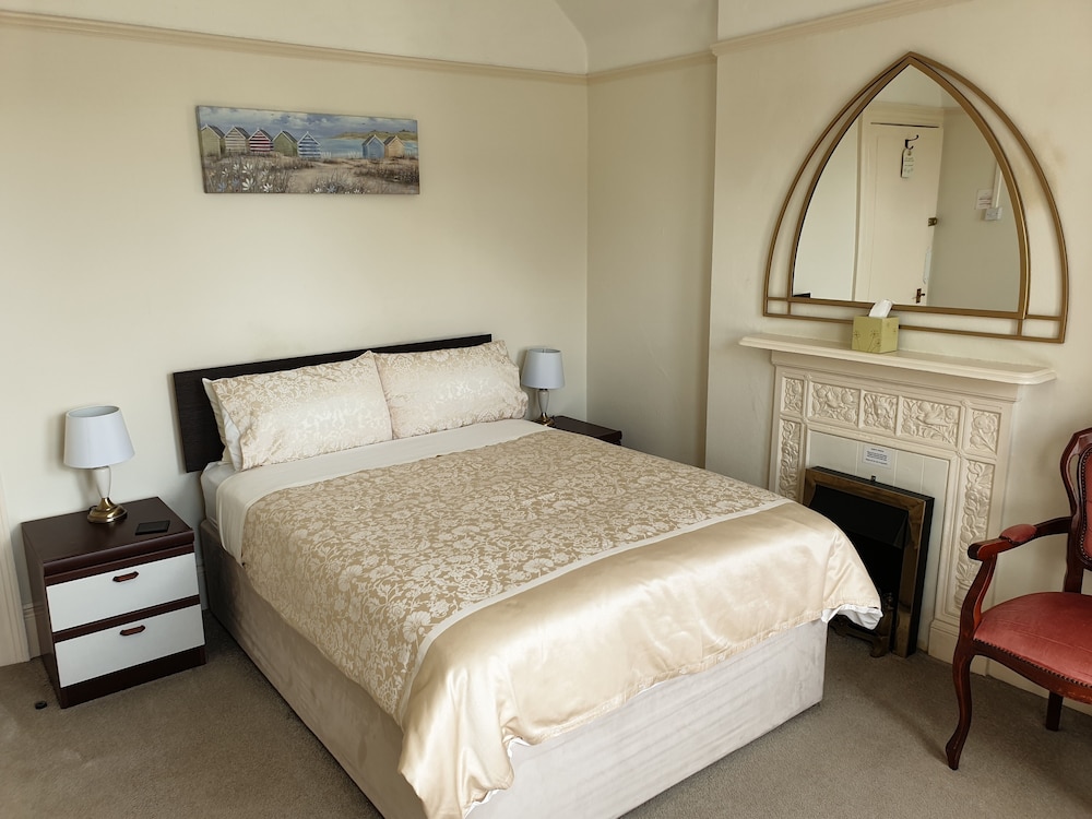 Double Room, Private Bathroom - Photo 1