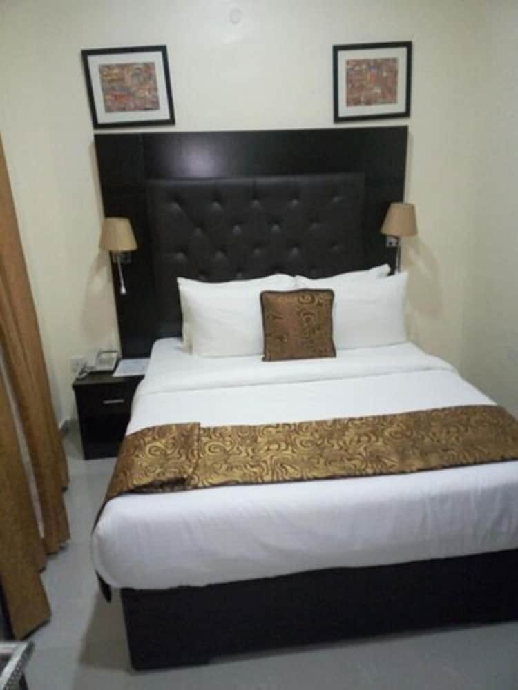 Junior Suite - Photo 2