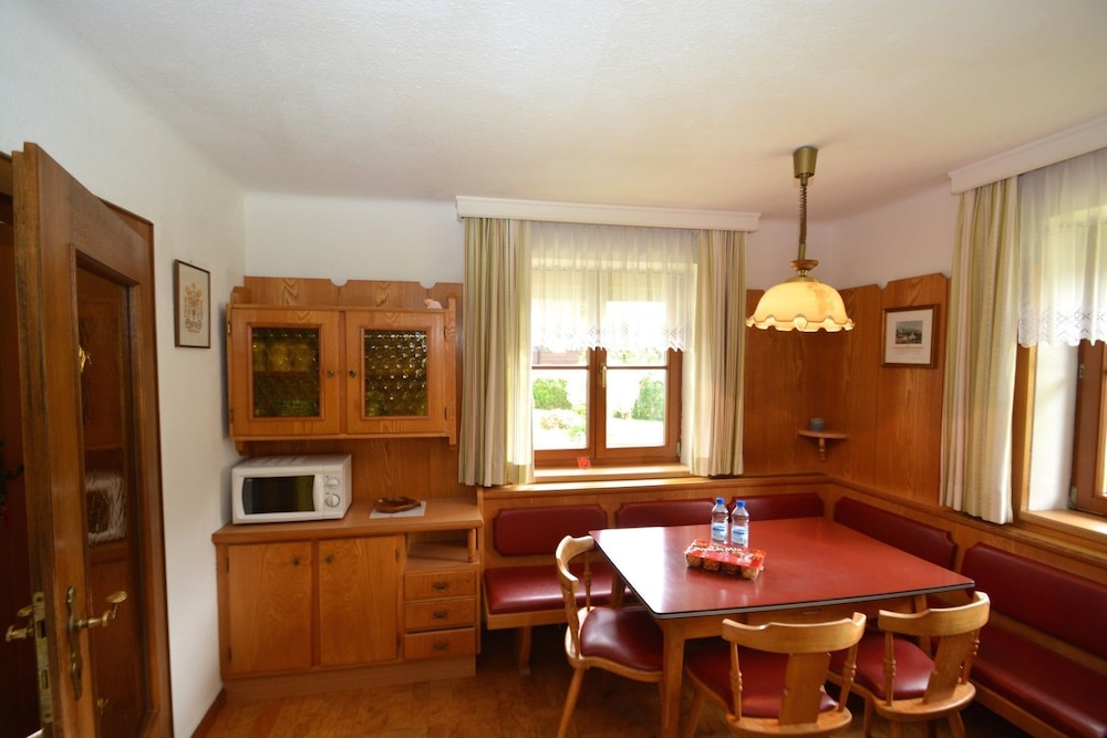 Apartment photo 3