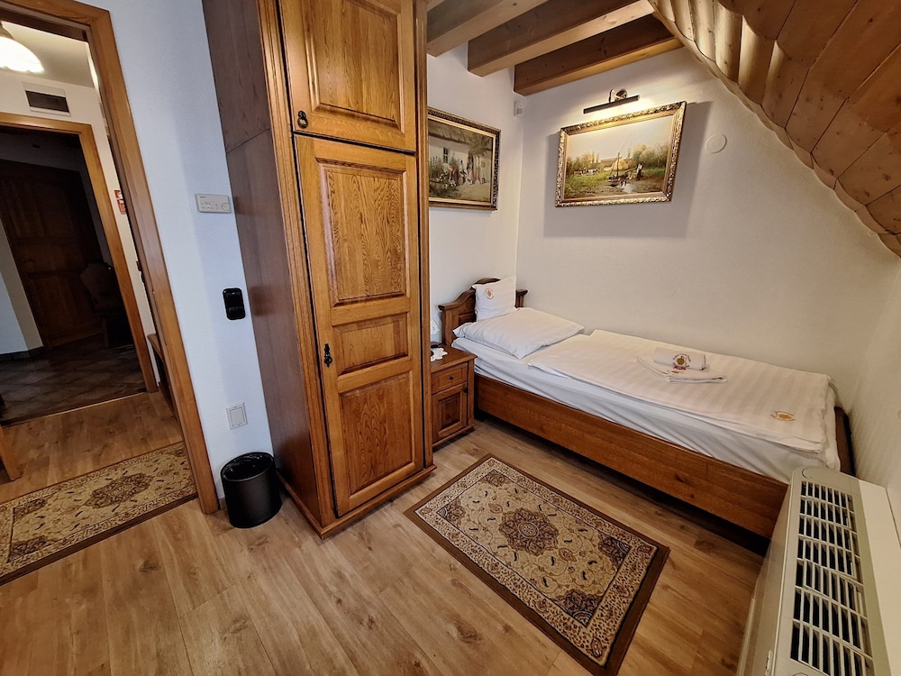 Standard Triple Room photo 1