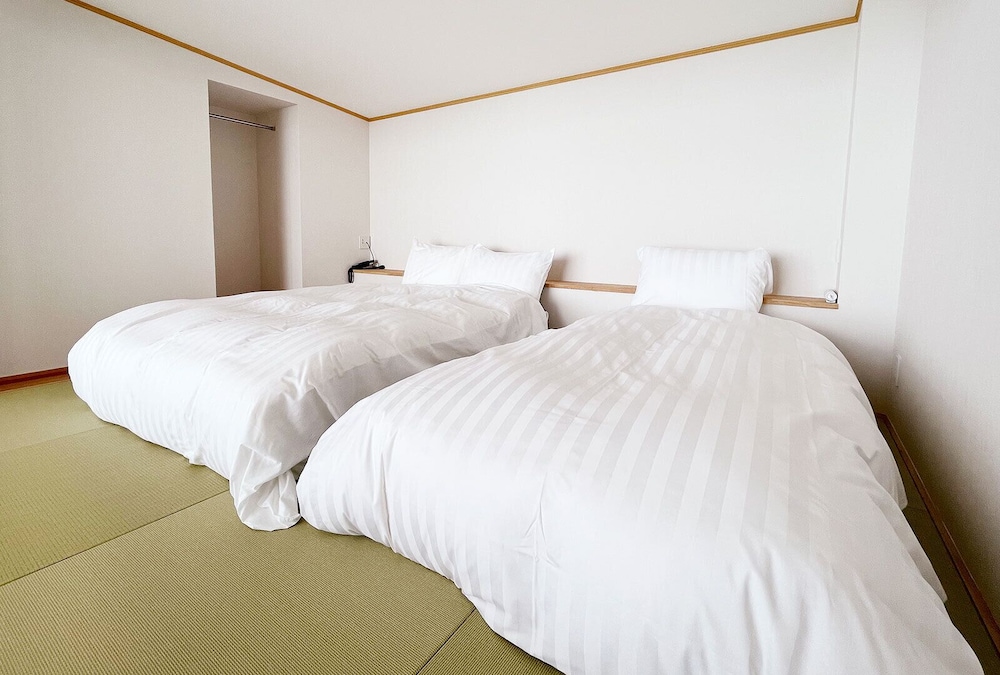 Deluxe 1 Bed Room Villa with Open-air Bath, No dogs allowed, Non Smoking - Photo 2