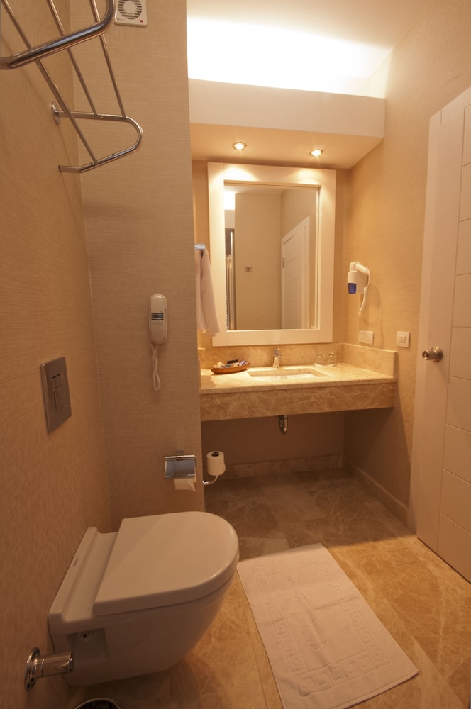 Available room